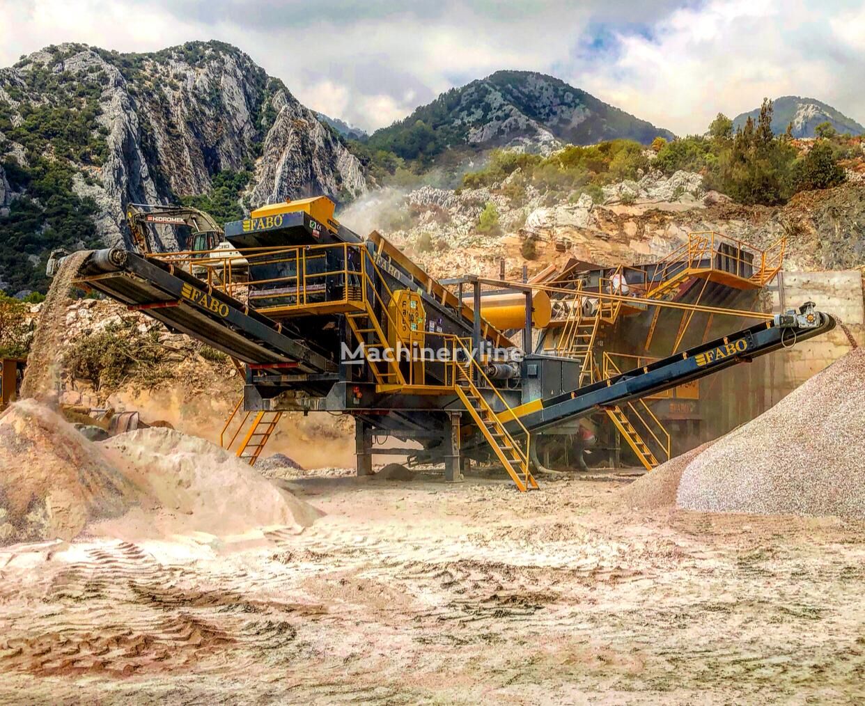 новая мобильная дробильная установка Fabo PRO-100 MOBILE CRUSHING & SCREENING PLANT FOR MARBLE