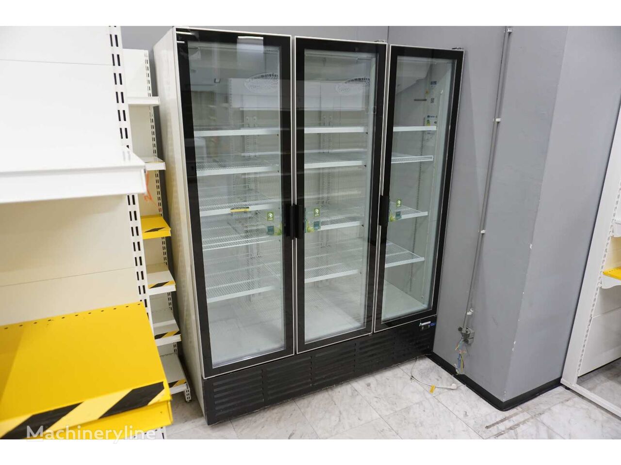 холодильный шкаф Ecocold EC90117