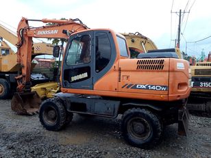 колесный экскаватор Doosan DX140W