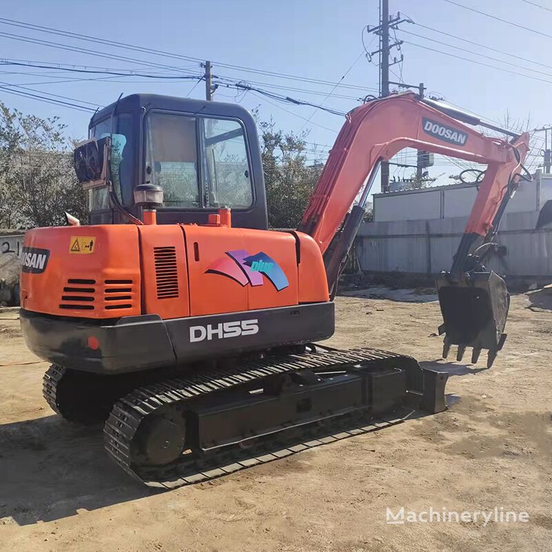 мини-экскаватор Doosan DH55